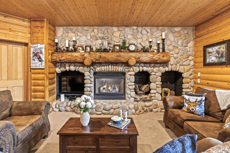 Others 1, Black Bear Lodge BBL-351A by KBM, Summit