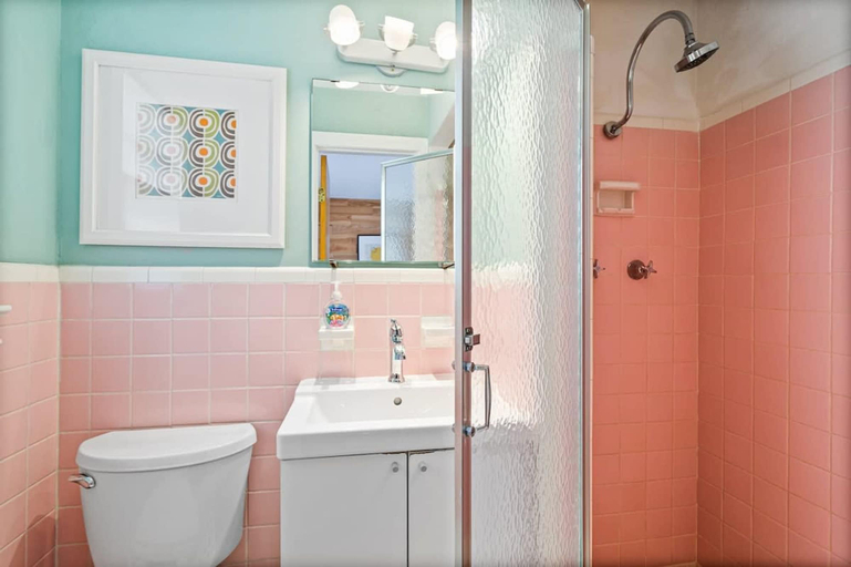 Room 3, Retro Retreat- Updated 1950s Motel in St Augustine, Saint Johns