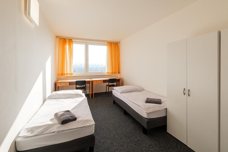 Bedroom 4, Cooliving, Praha 12