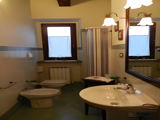 Bathroom 3, Agriturismo L'Olmo di Casigliano, Macerata