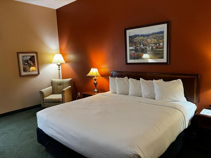 Bedroom 3, Hotel Mead and Conference Center, Wood