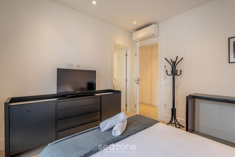 Room 3, 3-bedroom Apartment 170m From the Beach Gua1902, Balneário Arroio do Silva