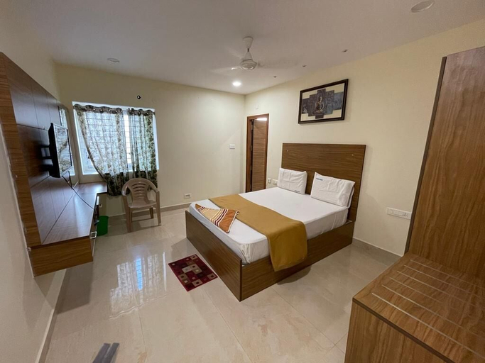 Room 3, SriLakshmitulasiresidency by pickurstay, Chittoor