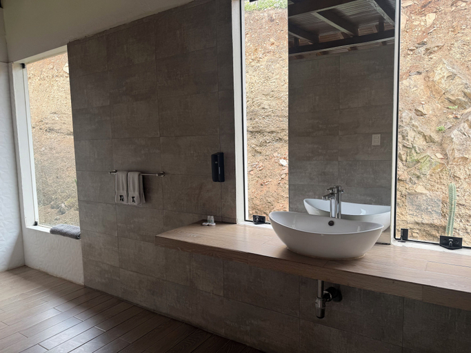 Bathroom 2, Ranch Pachacamac, Lima