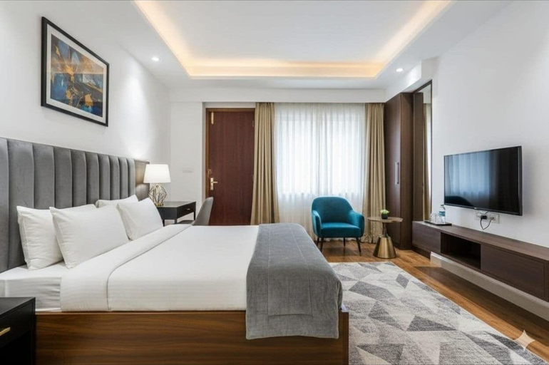 Room 5, hotel aiims 20 four 7, Delhi