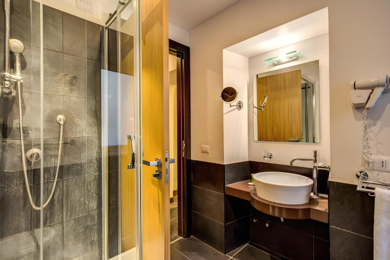 Bathroom 4, HOTEL TREVI, Rome