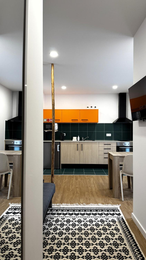 Others 5, S'apartments New, Leiria