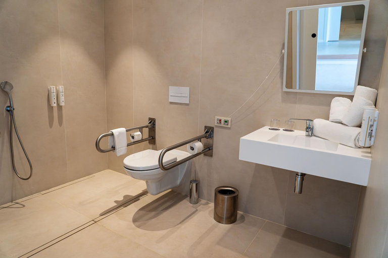Bathroom 5, Rafa Nadal Residence, Baleares