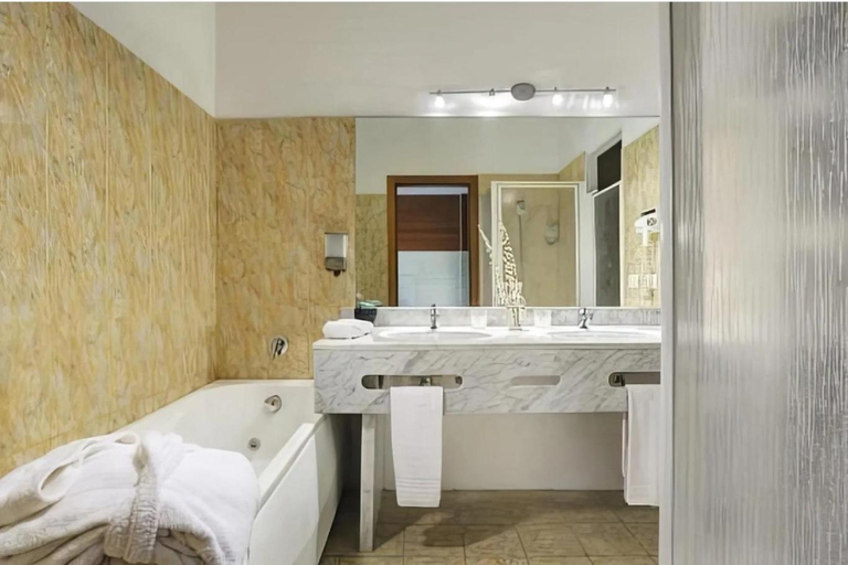 Bathroom 5, Relax Hotel Acquaviva, Siena