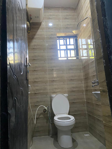Bathroom 2, Four Diamonds Hotel & Suites, Zaria