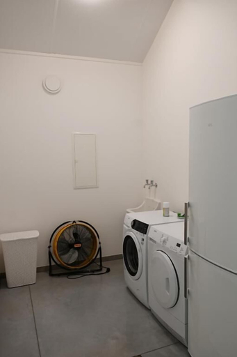 Interior 5, Landlord, Vlaams Brabant