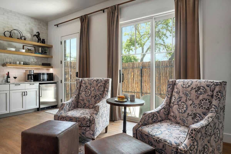 Living area 3, The Homestead Estate, Gillespie