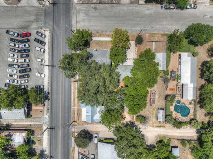 Exterior & Views 2, Historic Gem Near Schlitterbahn, Comal