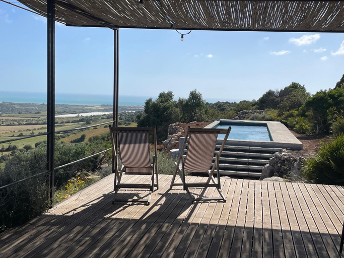 Others 2, Casina Lanterne, con piscina vista mare e fiume, Ragusa