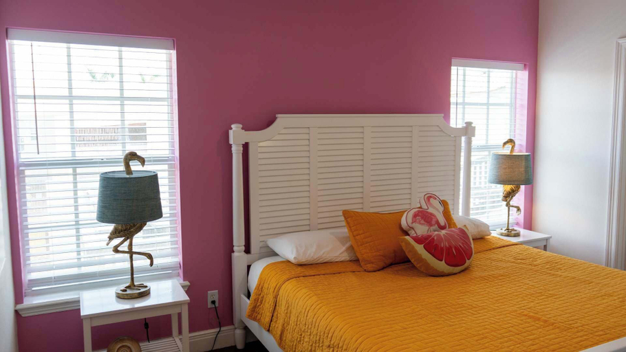 Bedroom 2, Sun Dancer #11, Cameron