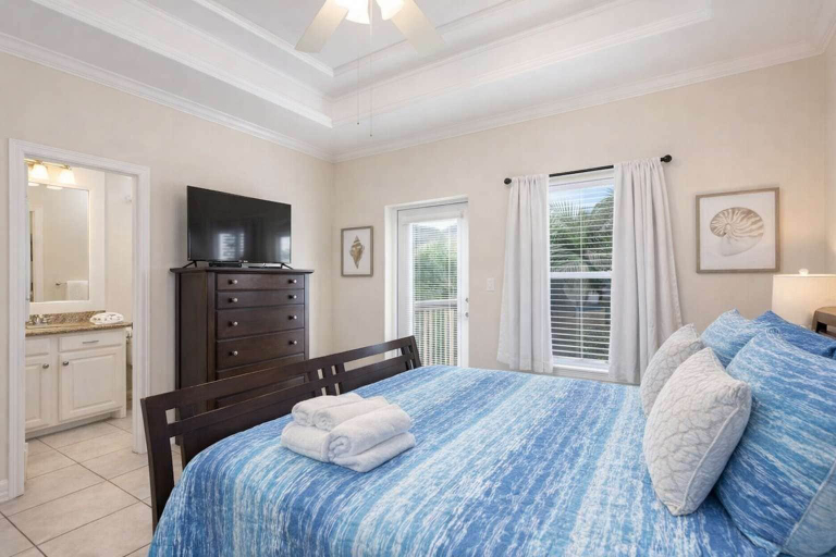 Bedroom 3, Dom's Beach Retreat, Cameron