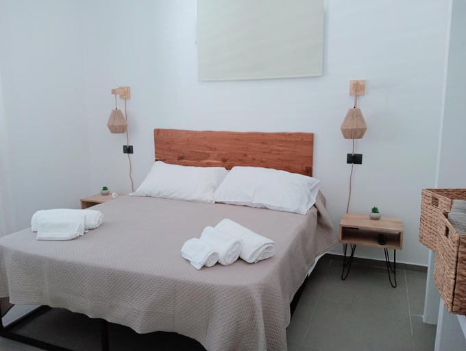 Bedroom 2, Nonno Angelino, Messina