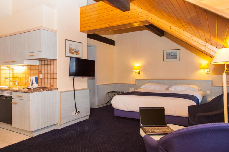 Bedroom 2, Hotel Montbrillant, Genève