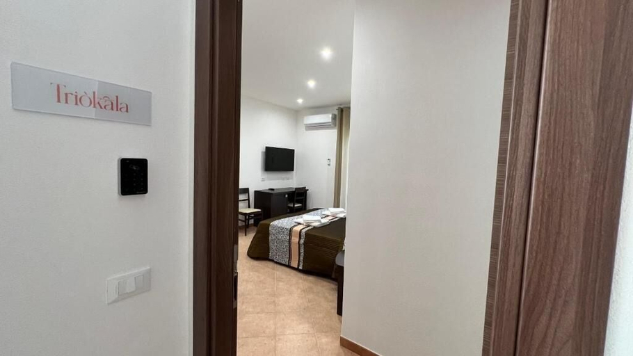 Bedroom 3, Jenka, Agrigento