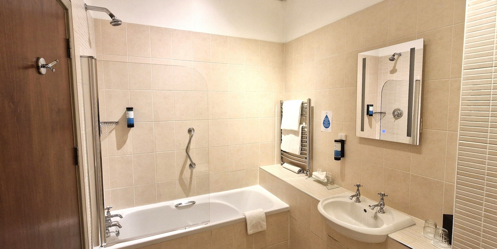 Bathroom 4, Moyvalley Hotel & Golf Resort