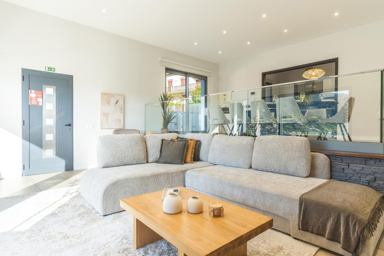 Shared lounge/TV area 2, Villa Sofia by Atlantic Holiday, Machico