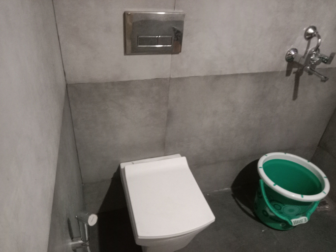 Bathroom 4, Hotel Tan Square Inn Lodge, Pune