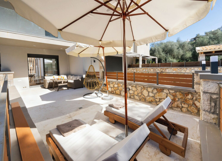 Terrace/patio 2, Nicole Collection - Meganisi Cove Suites, Ionian Islands