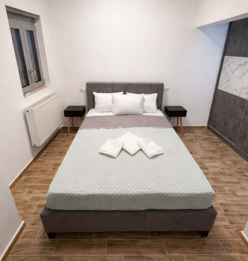 Room 2, AG Stone Home - Idyllic Beachside Villa in Isthmia, Peloponnese