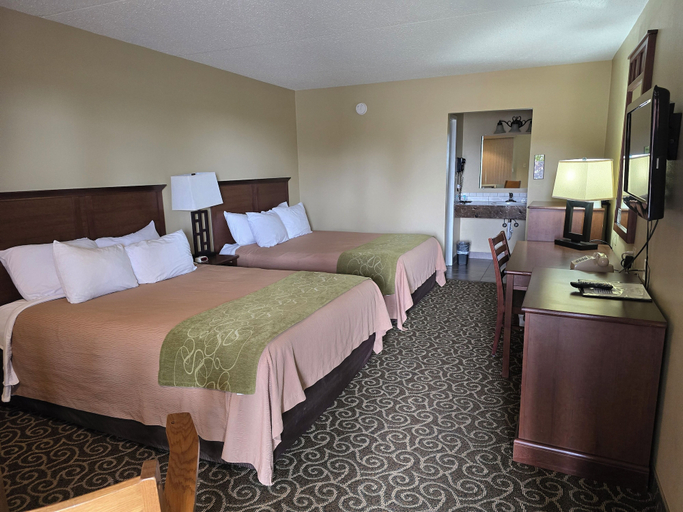 Room 3, Trappers Inn & Campground, Stark