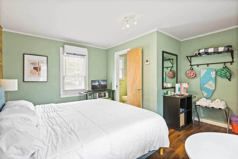 Room 5, Classic Charm-retro 1950s Motel in St Augustine, Saint Johns