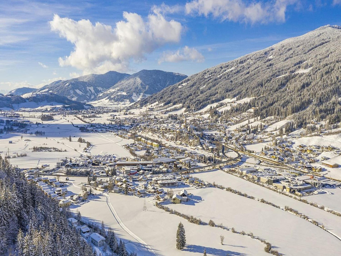 Others 4, Holiday Home in Radstadt with Sauna  Whirlpool, Sankt Johann im Pongau