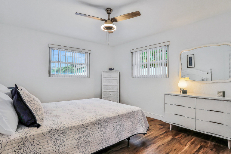Bedroom 3, Seaview Dreams, Volusia