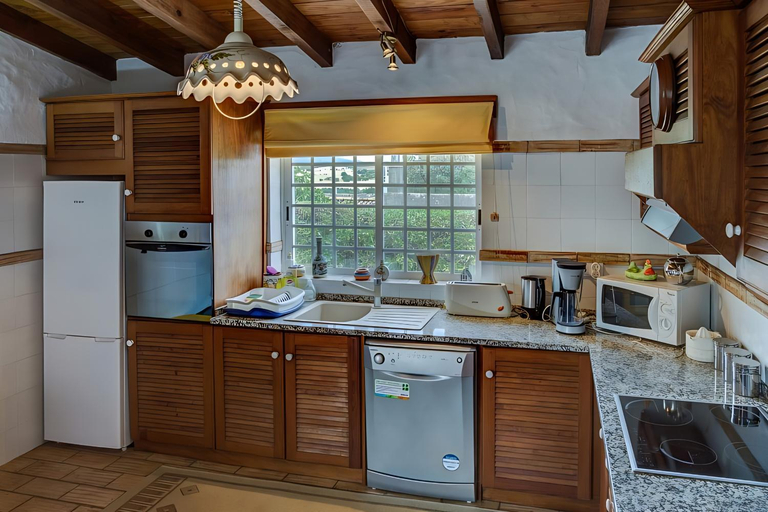 Kitchen 4, Quinta Velha by GT House, Portimão