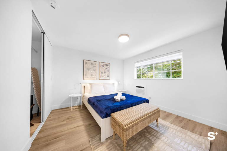 Room 2, Stylish 1-BD Apt - Gym - Free Parking, Miami-Dade
