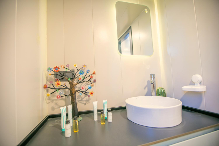 Bathroom 4, Procida Camp & Resort - La Caravella, Napoli