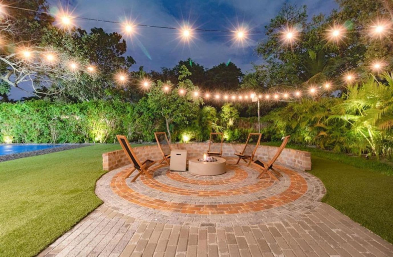 Terrace/patio 3, Villa Oahu Basketball Fire Pit Mini Golf, Miami-Dade