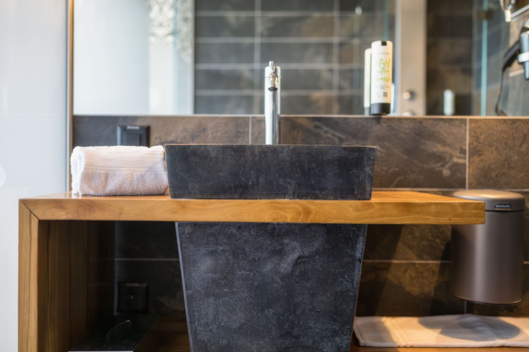 Bathroom 4, bsmart hotel Menziken, Kulm