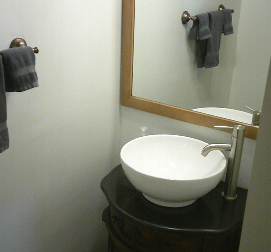 Bathroom 4, Lil Black Bear Inn, Brown