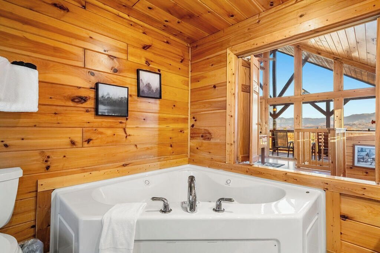 Bathroom 4, Eagles View Lodge, Sevier
