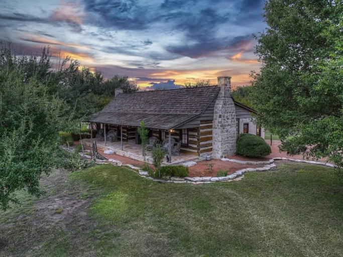 Exterior & Views 2, Blakey at Sunset Valley Ranch, Gillespie