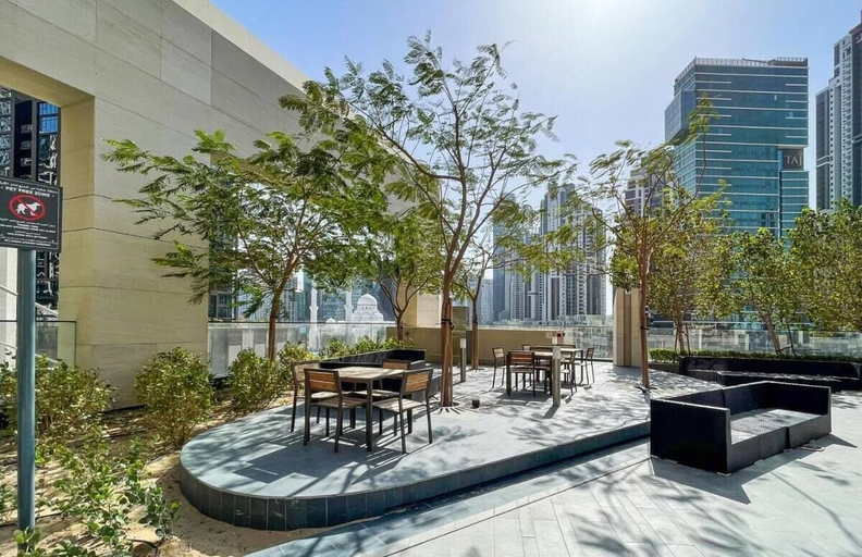Outdoor dining, Spacious 2BHK Boulevard Heights, Dubai