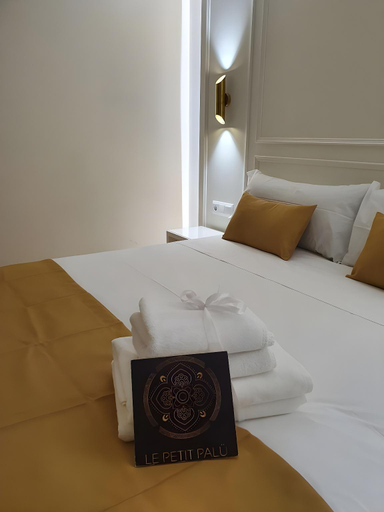 Bedroom 3, Pension Enebral, Madrid
