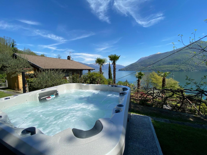 Sport & Beauty 2, Villa Casa Camelia in Traumlage, Verbano-Cusio-Ossola