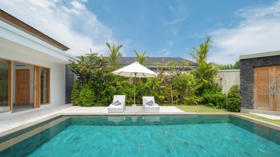 Garden 2, Villa Kuwait Seminyak, Badung