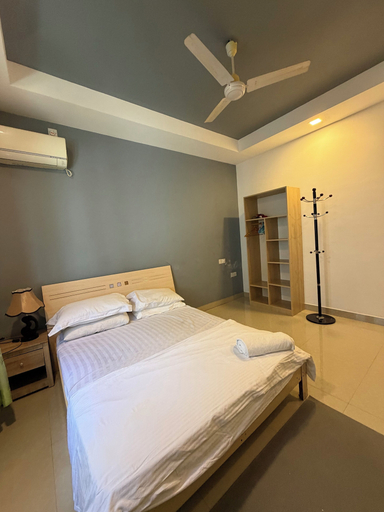 Room 4, Dhiyares, Haa Alifu Atoll