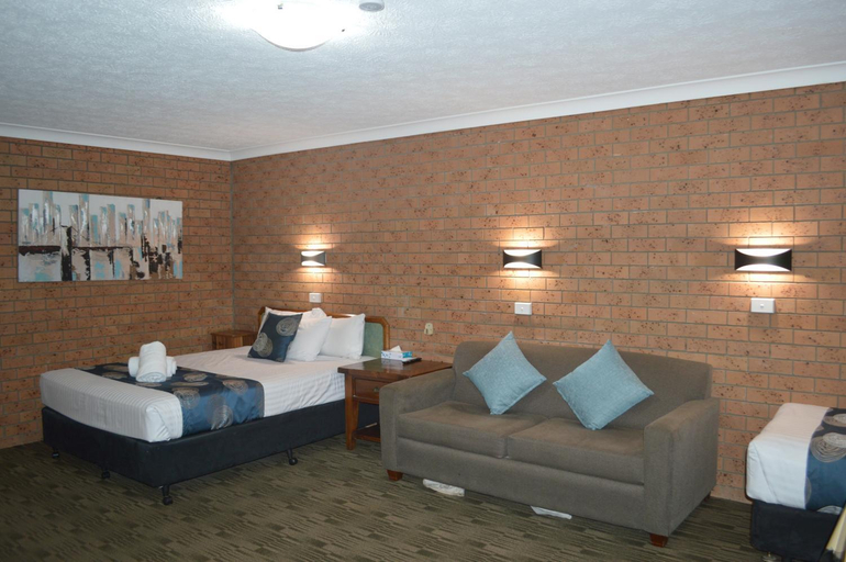 Bedroom 2, James Street Motor Inn, Toowoomba - Central