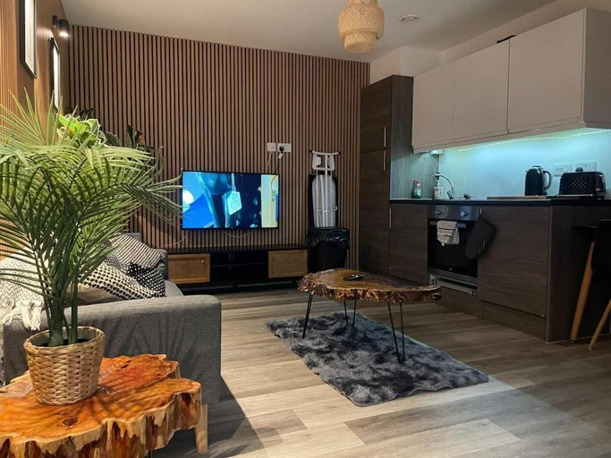Living area 3, Manhattan Apartment near City Centre, Sefton