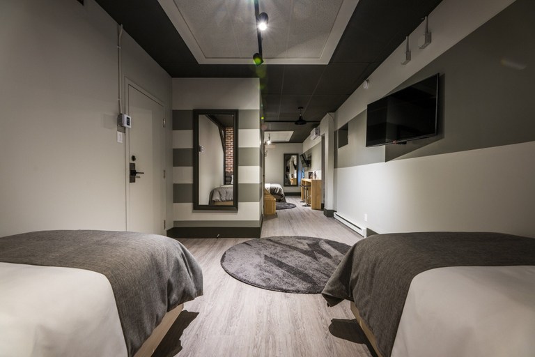 Room 3, La Suite Hotel, Le Centre-de-la-Mauricie