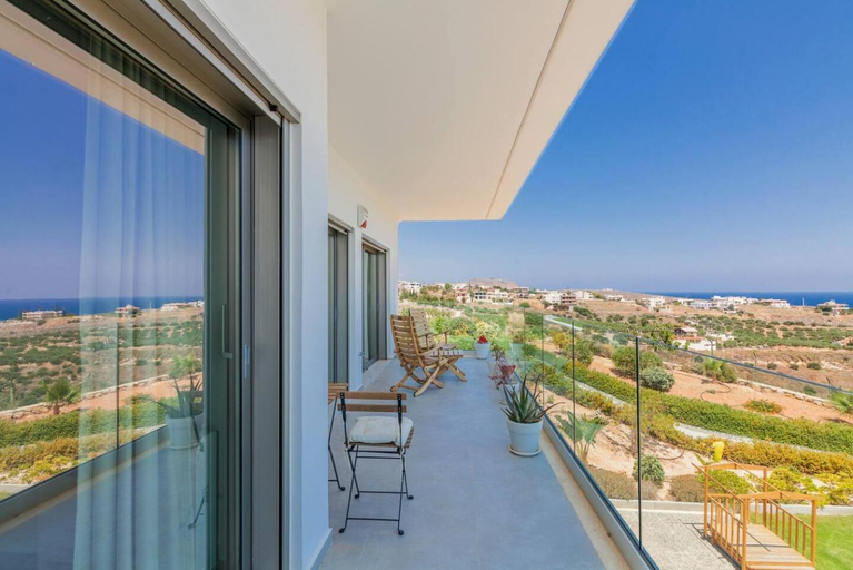 Others 5, Villa Thea, Crete