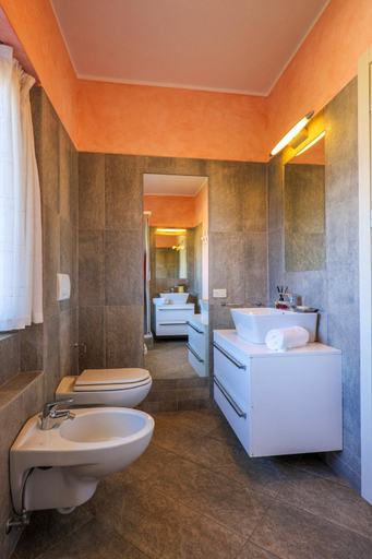Bathroom 3, Casa Bellavista, Lecco